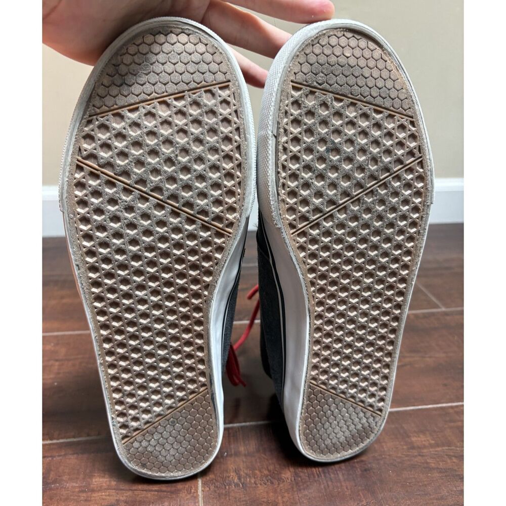 Aeropostale Gray Suede Chukka Boot Sneakers Red Laces Mid Top Skate Shoes Men 10 - Picture 6 of 7